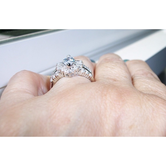 925 STERLING SILVER Marquise & Baguette Cubic Zirconia Ring - Picture 5 of 13